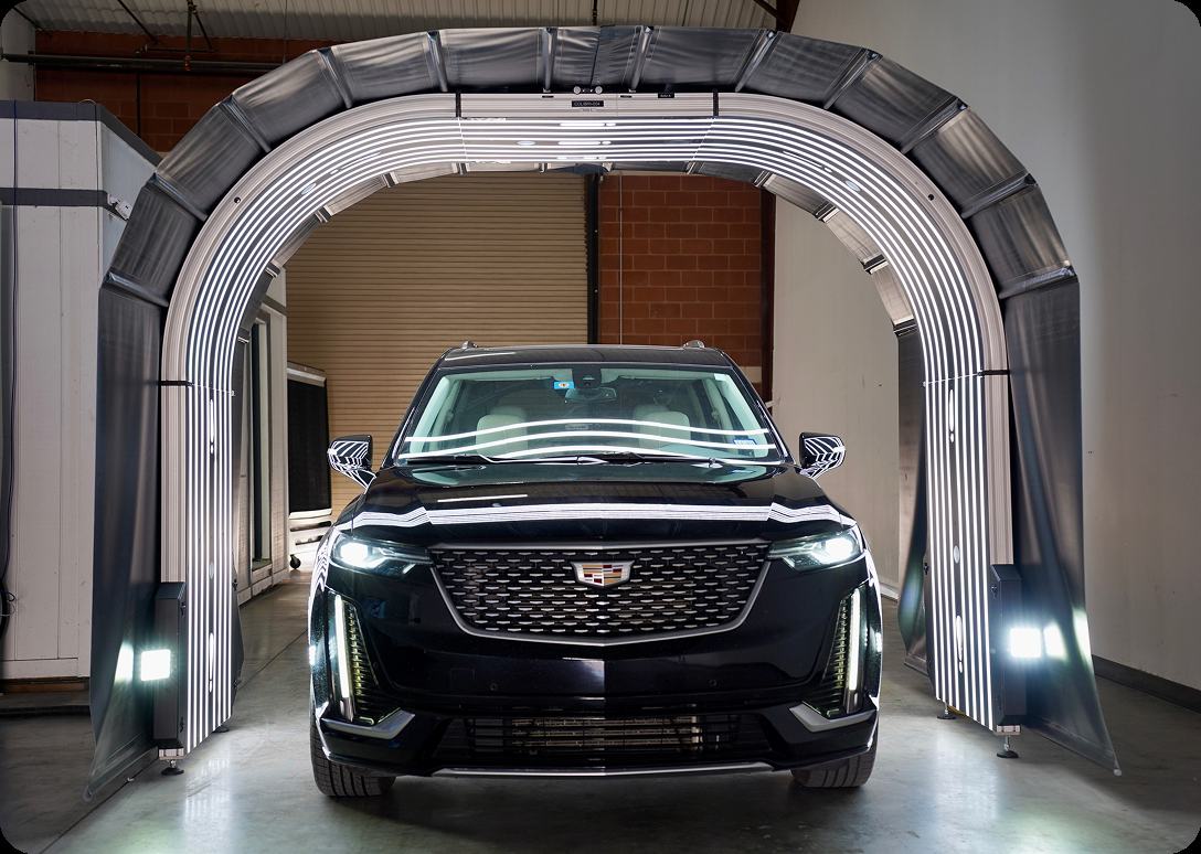 A car inside the Colibri scanner tunnel